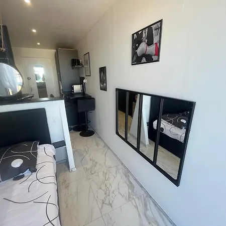 Naturiste Wild Heliopolis F 96 Appartamento *