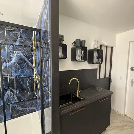 Appartement Naturiste Wild Heliopolis F 96 *