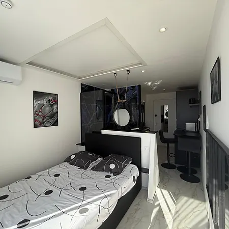 Naturiste Wild Heliopolis F 96 Appartamento *