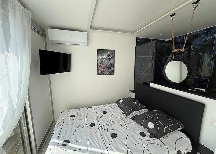 Apartament Naturiste Wild Heliopolis F 96
