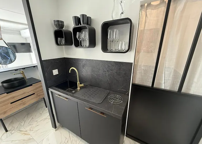 Naturiste Wild Heliopolis F 96 Apartament *